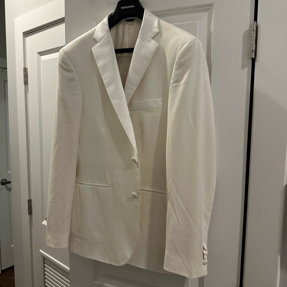 Ivory Men’s Tuxedo Dinner Jacket